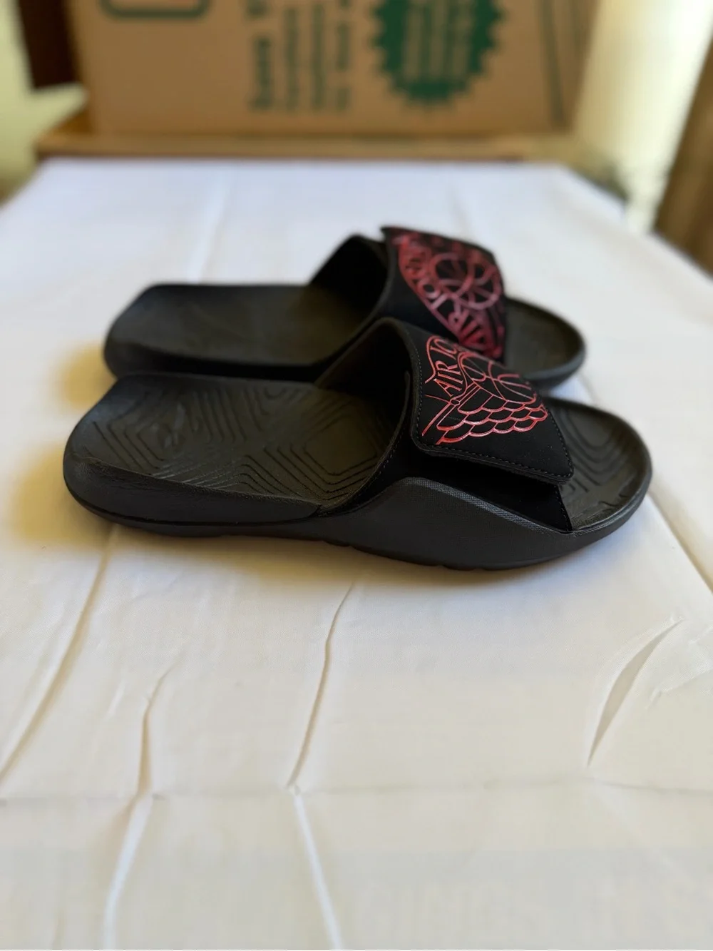 Jordan hydro 7 slide new with original box